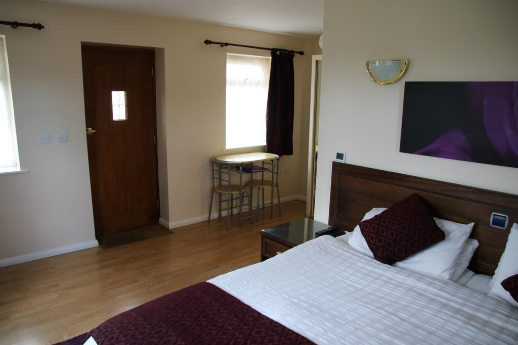 The Stables B&B @ Pear Tree Cottage Winslow Eksteriør bilde