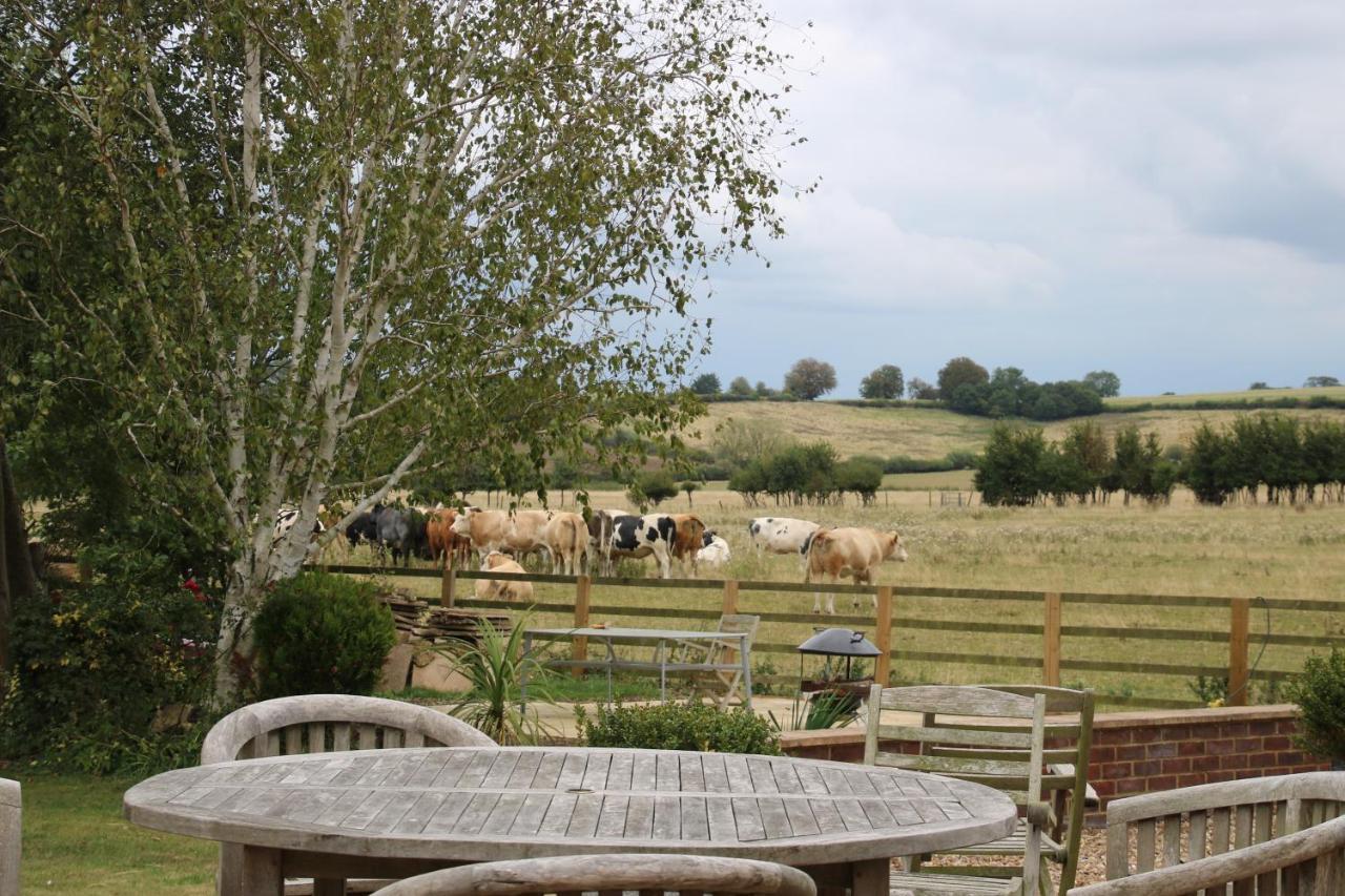The Stables B&B @ Pear Tree Cottage Winslow Eksteriør bilde